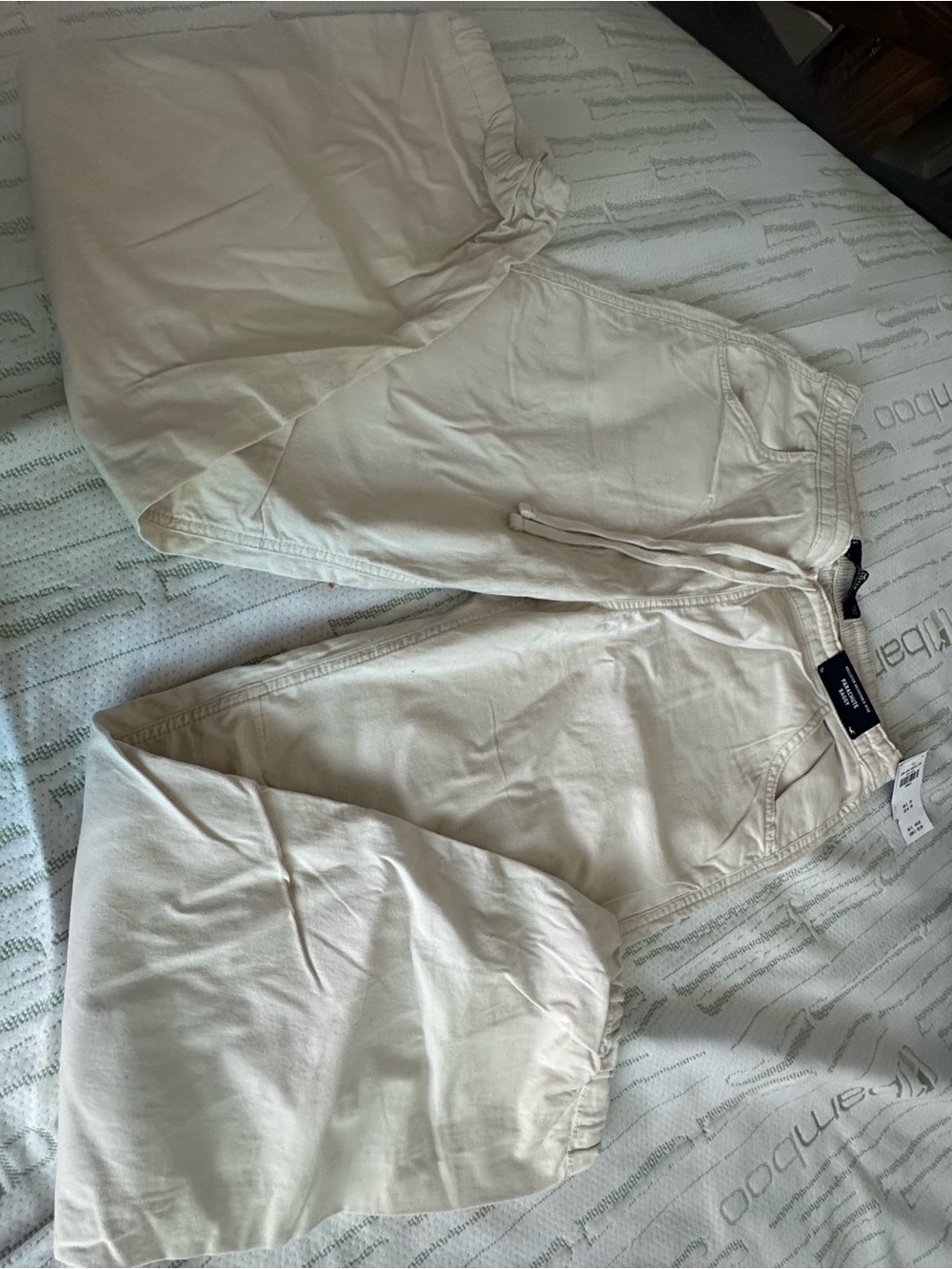 Hollister woman’s Cream Drawstring Joggers
